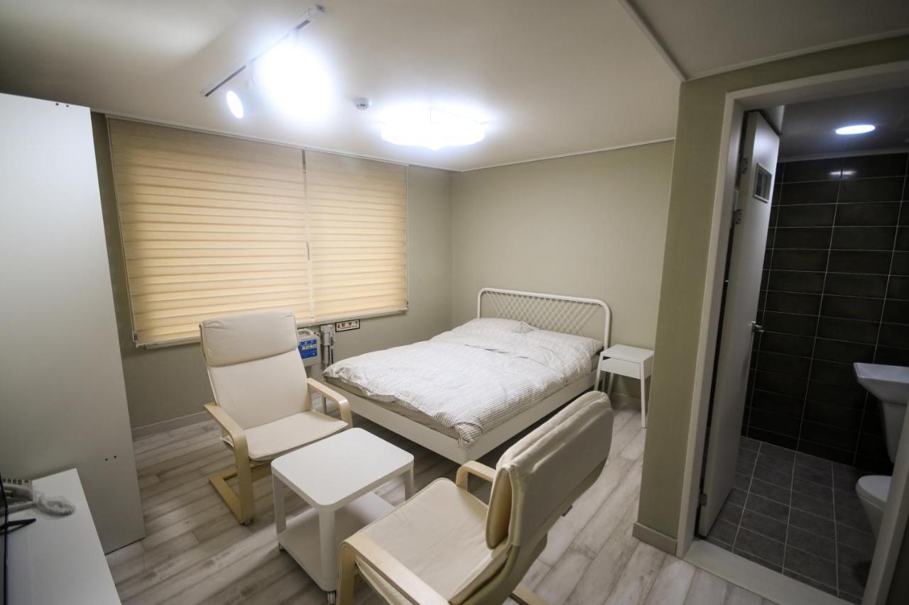 Bluehum Guest House Inchon Exteriör bild