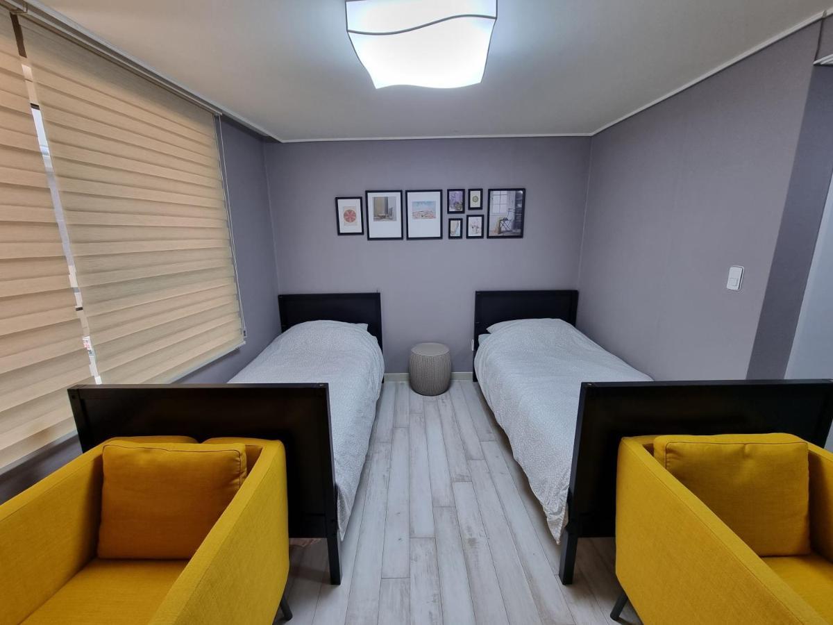 Bluehum Guest House Inchon Exteriör bild